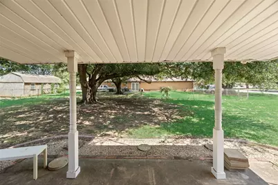 520 Pecan Street, Crowley, TX 76036 - Photo 38