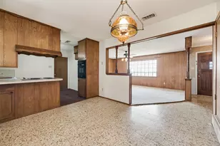 520 Pecan St, Crowley, TX 76036 - Photo 24
