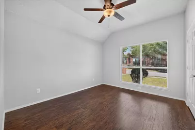 1424 Mayflower Lane, Lewisville, TX 75077 - Photo 14