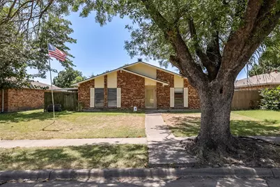 2617 Roman Way, Garland, TX 75040 - Photo 2