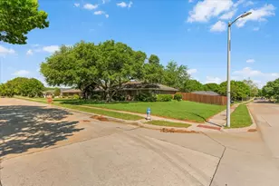 2301 Claridge Cir, Plano, TX 75075 - Photo 6