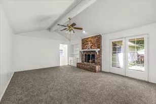 2301 Claridge Cir, Plano, TX 75075 - Photo 10