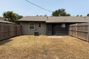 2511 Normont Cir, Fort Worth, TX 76103 - Photo 18