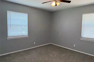 2511 Normont Cir, Fort Worth, TX 76103 - Photo 8