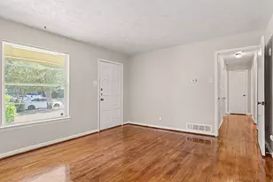 8821 Rustown Dr, Dallas, TX 75228 - Photo 2