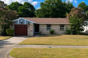 731 Holliday Ln, Duncanville, TX 75116 - Photo 1
