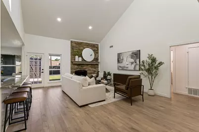 8031 Moss Meadows Drive, Dallas, TX 75231 - Photo 2