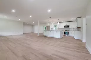 515 John Arden Dr, Waxahachie, TX 75165 - Photo 2