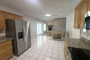 4105 Gentle Springs Dr, Arlington, TX 76001 - Photo 14