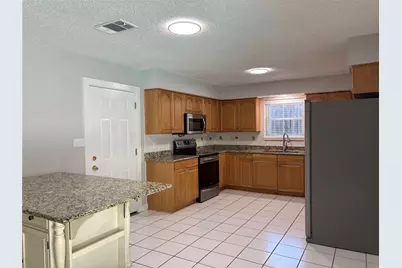 4105 Gentle Springs Drive, Arlington, TX 76001 - Photo 6