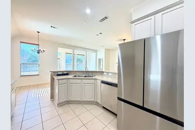 2811 Barco, Grand Prairie, TX 75054 - Photo 18
