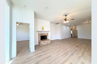 2811 Barco, Grand Prairie, TX 75054 - Photo 8