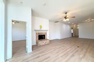 2811 Barco, Grand Prairie, TX 75054 - Photo 8