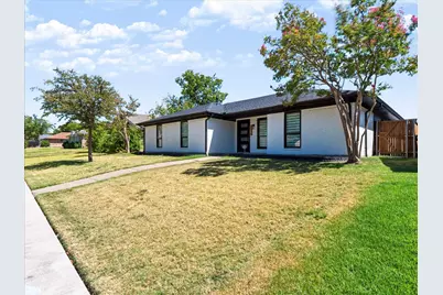 2216 Stonebrook Drive, Carrollton, TX 75007 - Photo 4