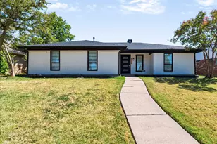 2216 Stonebrook Dr, Carrollton, TX 75007 - Photo 2