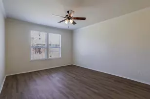 807 Bastrop Dr, Arlington, TX 76002 - Photo 6