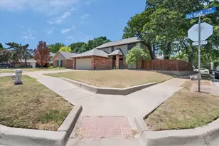 5600 Fox Hunt Dr, Arlington, TX 76017 - Photo 6