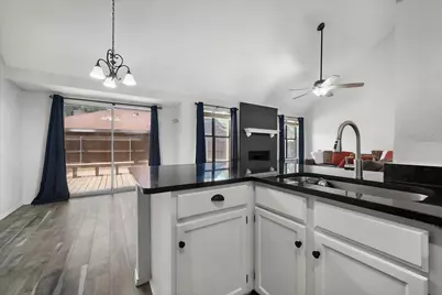5600 Fox Hunt Drive, Arlington, TX 76017 - Photo 14