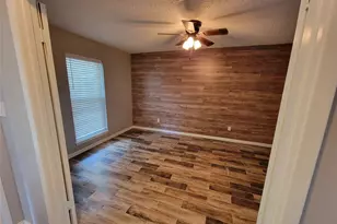 3649 Youpon St, Huntsville, TX 77340 - Photo 2