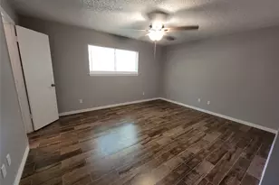 3649 Youpon St, Huntsville, TX 77340 - Photo 12