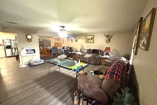 1020 Morgan Ln, Blossom, TX 75416 - Photo 2