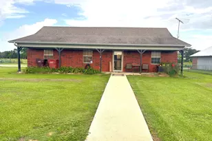 1020 Morgan Ln, Blossom, TX 75416 - Photo 1