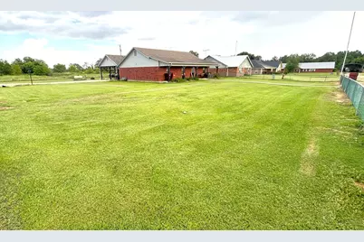 1020 Morgan Lane, Blossom, TX 75416 - Photo 24