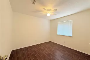 4512 Queenswood Dr, Grand Prairie, TX 75052 - Photo 10