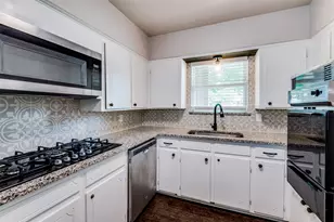 100 High School Dr, Waxahachie, TX 75165 - Photo 12