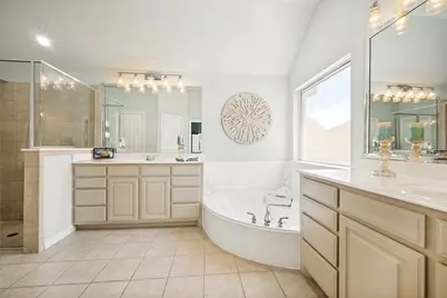 8019 Navisota Drive, Lantana, TX 76226 - Photo 20