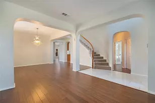 8172 Peacock Ln, Frisco, TX 75035 - Photo 4