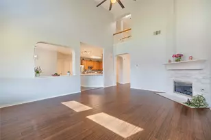 8172 Peacock Ln, Frisco, TX 75035 - Photo 8