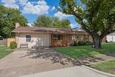 808 Jackson Street, Rockwall, TX 75087 - Photo 2