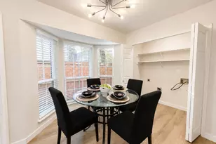 300 Lamesa Ct, Irving, TX 75063 - Photo 12