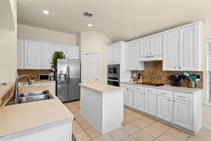 7521 Summer Meadows Dr, Fort Worth, TX 76123 - Photo 6