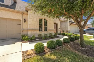 2704 Esplanade Blvd, Mansfield, TX 76063 - Photo 8