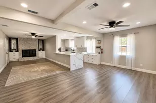 102 E Highland Dr, Irving, TX 75062 - Photo 8