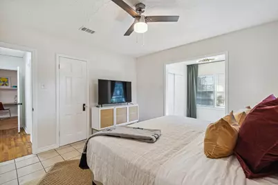 2435 W 10th Street, Dallas, TX 75211 - Photo 16