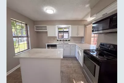 1503 Curtis Lane, Cedar Hill, TX 75104 - Photo 2