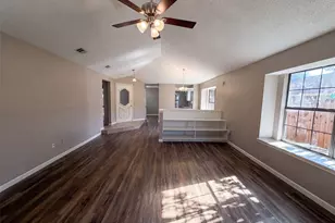 1503 Curtis Ln, Cedar Hill, TX 75104 - Photo 6