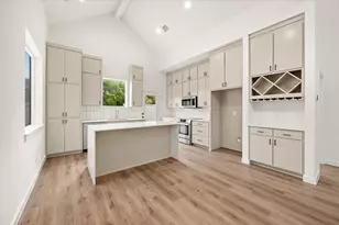 312 Tillery Cir, Grapevine, TX 76051 - Photo 2