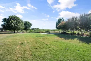 6140 Chalk Hollow Dr, Fort Worth, TX 76179 - Photo 34