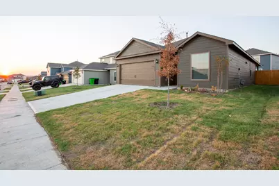 13808 Musselshell Drive, Ponder, TX 76259 - Photo 2