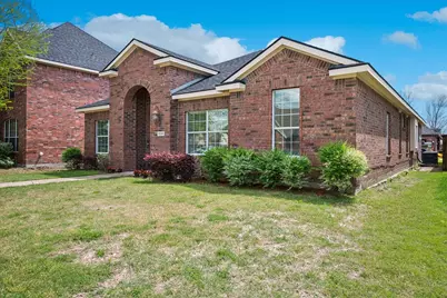 608 Bonham Drive, Lavon, TX 75166 - Photo 2