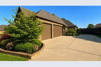 1317 Bluff Springs Drive, Fort Worth, TX 76052 - Photo 4