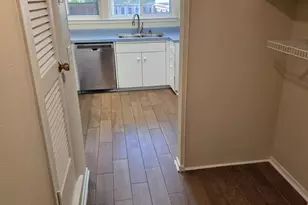 368 Westview Terrace, Arlington, TX 76013 - Photo 10