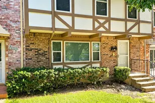 368 Westview Terrace, Arlington, TX 76013 - Photo 2