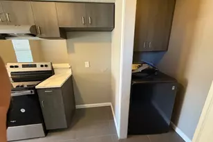 320 Queens Ct N, Mansfield, TX 76063 - Photo 10