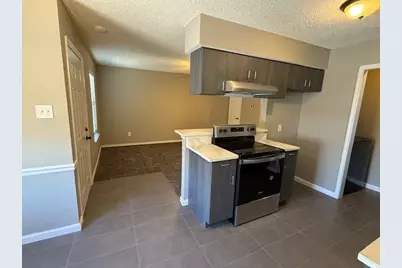 320 Queens Court N, Mansfield, TX 76063 - Photo 18