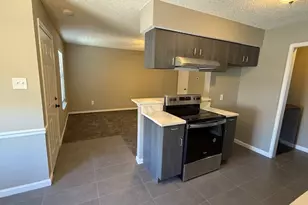 320 Queens Ct N, Mansfield, TX 76063 - Photo 18